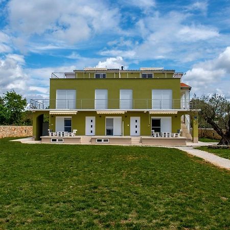 Apartments Nogic Перой Экстерьер фото