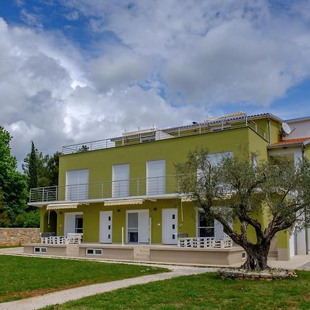 Apartments Nogic Перой Экстерьер фото