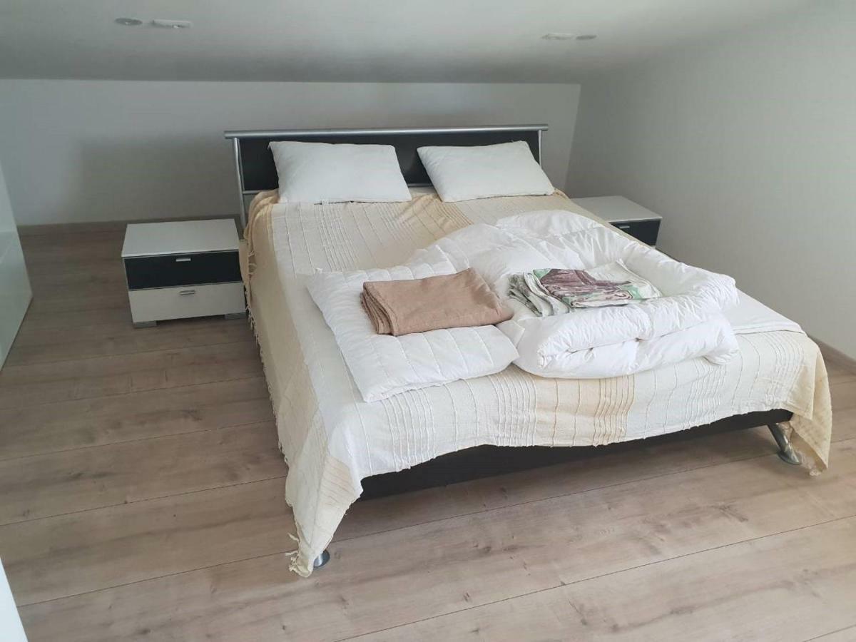 Apartments Nogic Перой Экстерьер фото