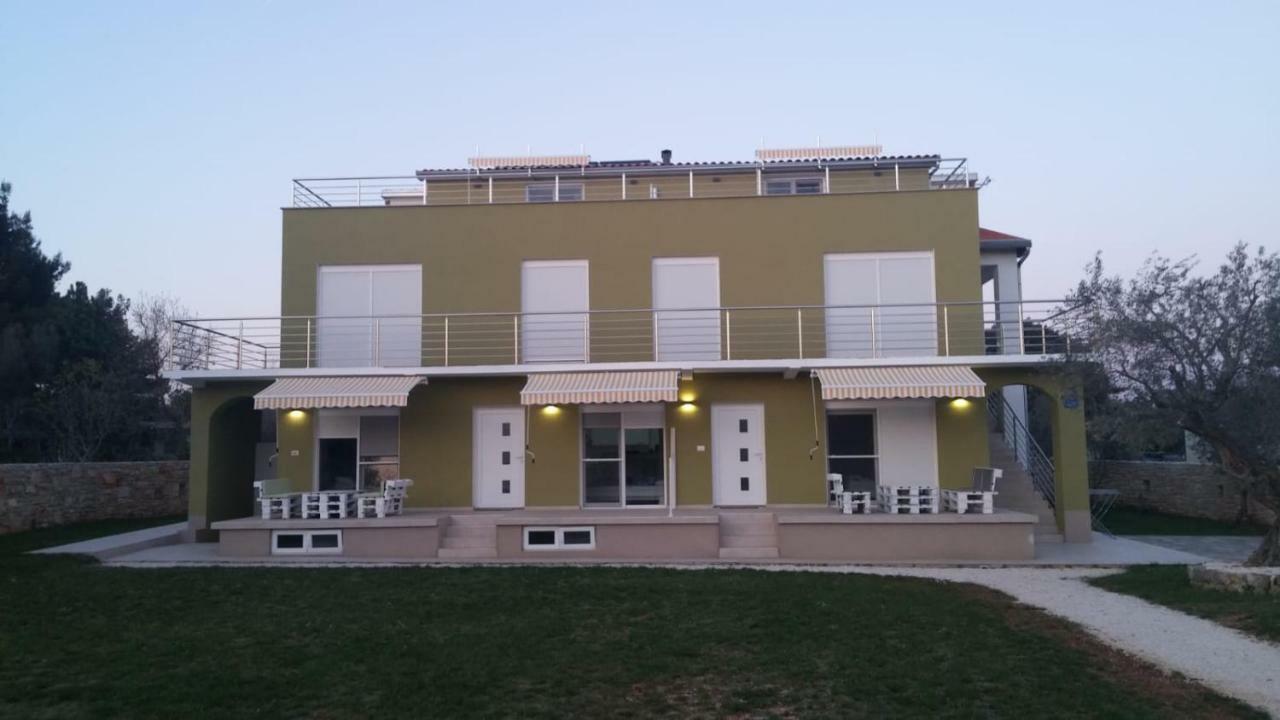 Apartments Nogic Перой Экстерьер фото
