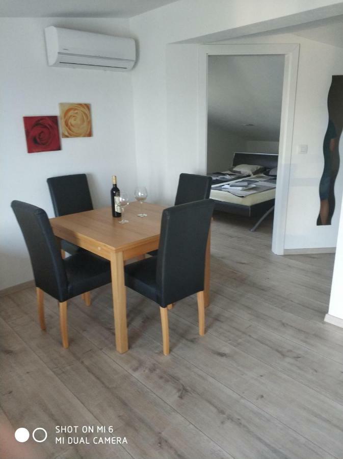 Apartments Nogic Перой Экстерьер фото