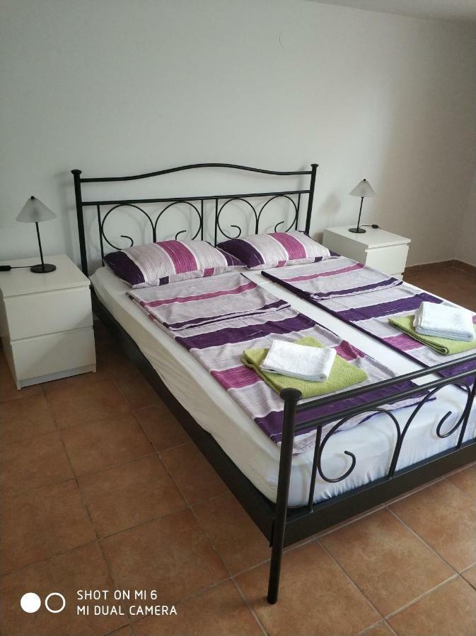 Apartments Nogic Перой Экстерьер фото